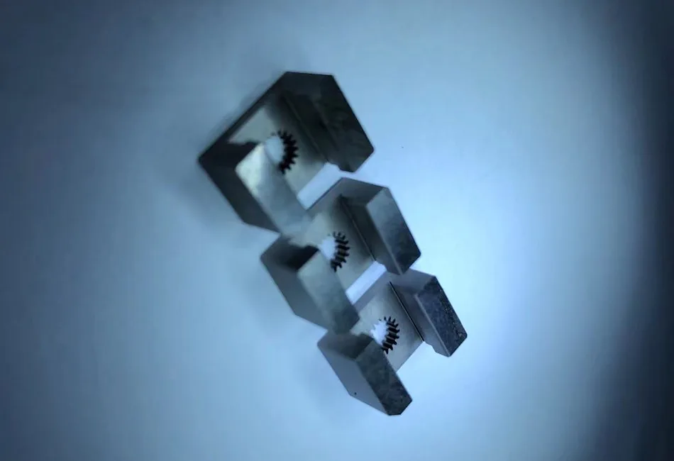 Les caractéristiques des pièces EDM à fil d'engrenage.